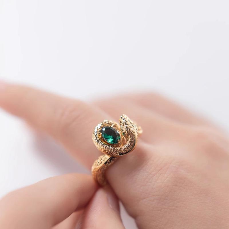 Green Zircon Retroinspired Snake Ring For Women With Stylish Copper Material And Adjustable Geometric Fit