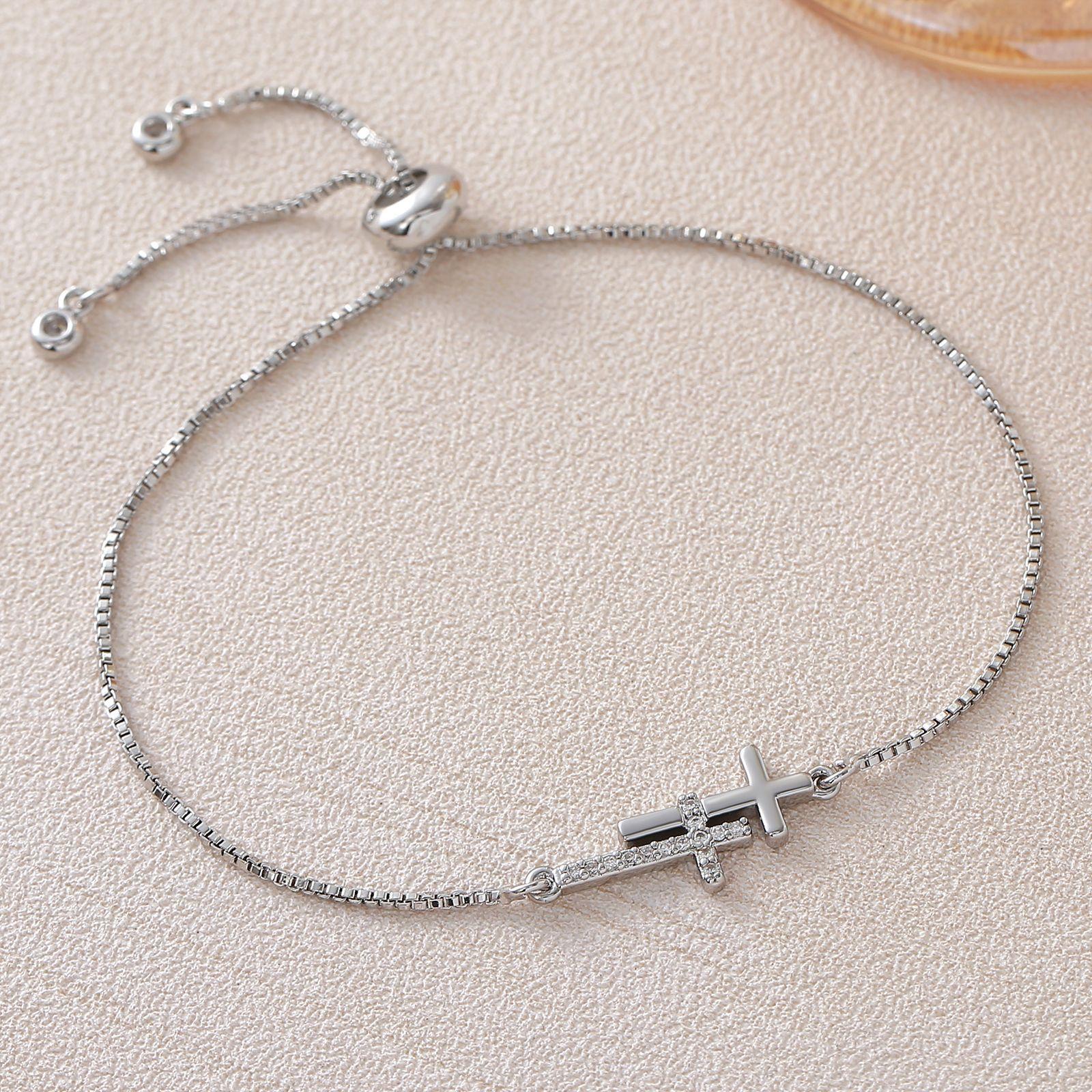 Zirkonit-besetztes Doppelkreuz-Anhängerarmband - Stilvoll, Schlicht, Verstellbares Zugarmband für Damen NAN05-1 beige