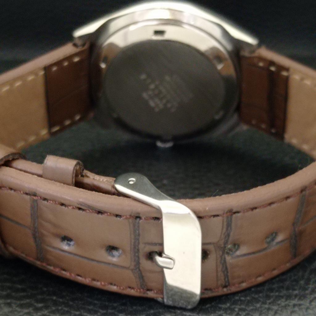 USED VINTAGE CITIZEN AUTOMATIC 8200 JAPAN MENS ARABIC RED DIAL WATCH a434807-2 R123-a434807