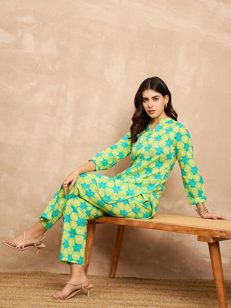 Flower Printed Pull over Top and Trouser Women's Printed Co-ords Set In Lime Green Color
