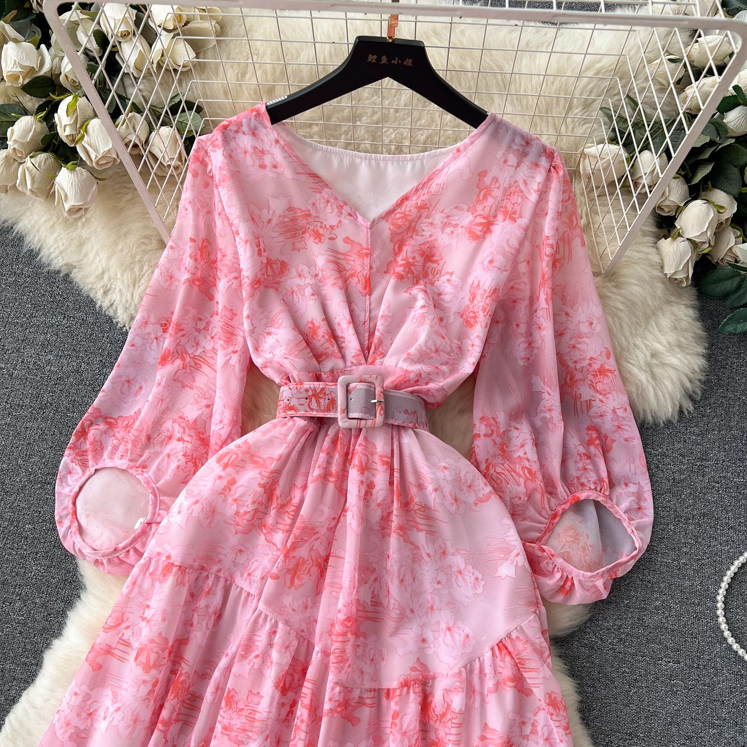 Осеннее винтажное женское платье миди с цветочным принтом — фото 18