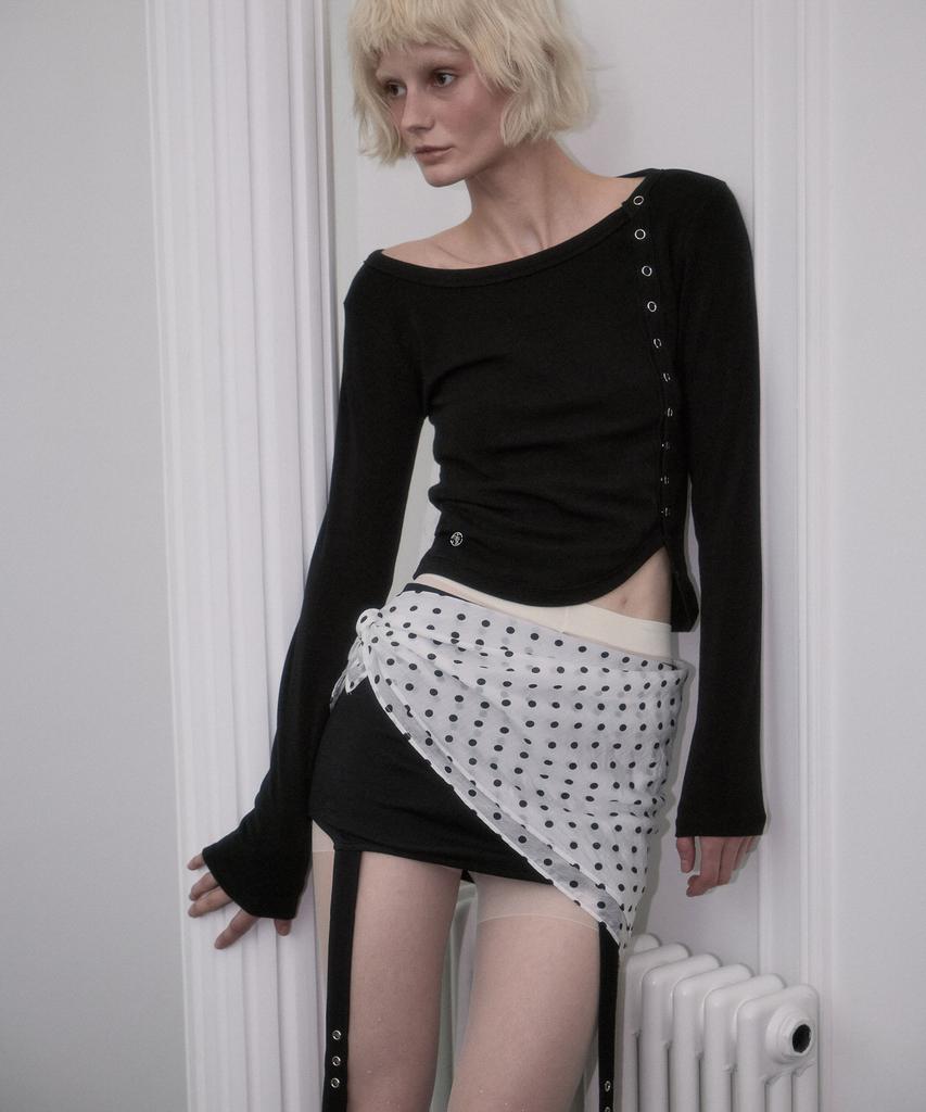 ROSEFRANTZ Side Eyelet Long Sleeve [Black]