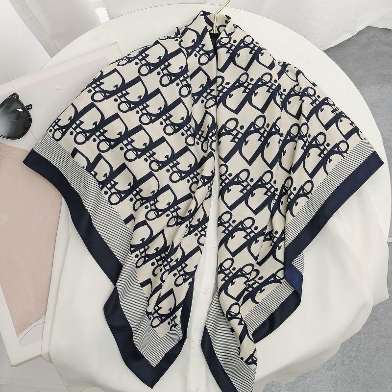 Black and White Animal Print Faux Silk Twill Scarf - 90x90CM Autumn/Winter Shawl for Women