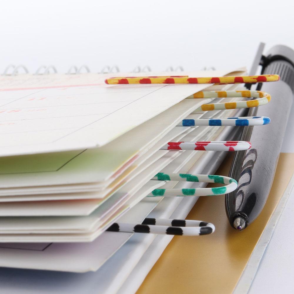 Creative Multicolor Rust-Proof Metal Paper Clips with Plastic Coating – Versatile Stationery Bookmarks
