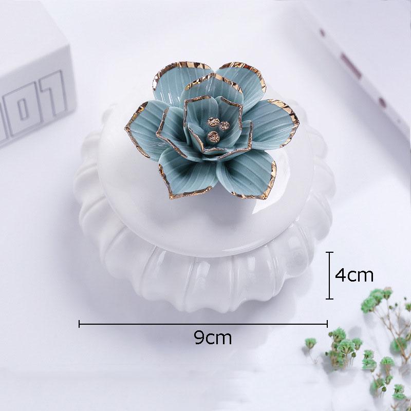 Gilded Flower Decorative Storage Tank Tea Canister Rose Flowers Ceramic Storage Jar and Lids Candy Pots Porcelain Candy Pots