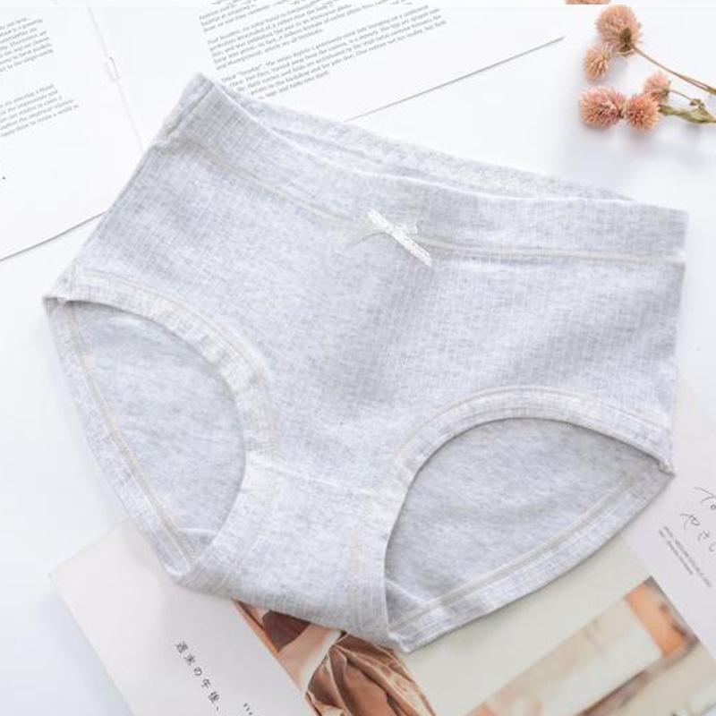 Women's Pure Cotton Mid-Waist Briefs - Breathable, Comfortable, Hip-Hugging, Colored Briefs for Young Girls