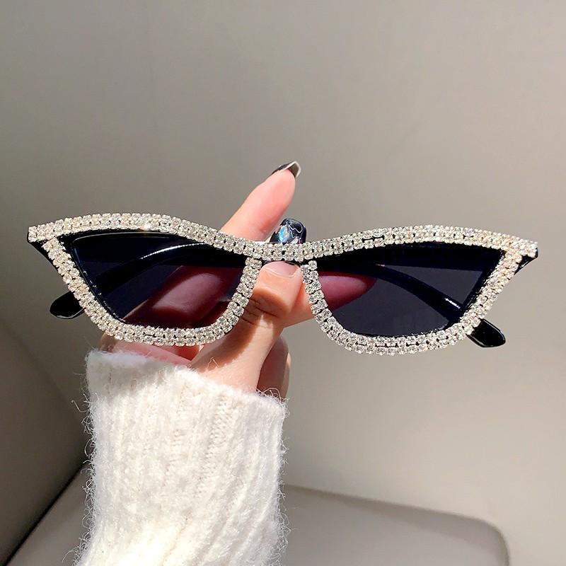 Luxury Cat Eye Sunglasses Women Men Fashion Diamond Triangle Brand Designer Glitter Sun Glasses UV400 Shades Eyeglasses