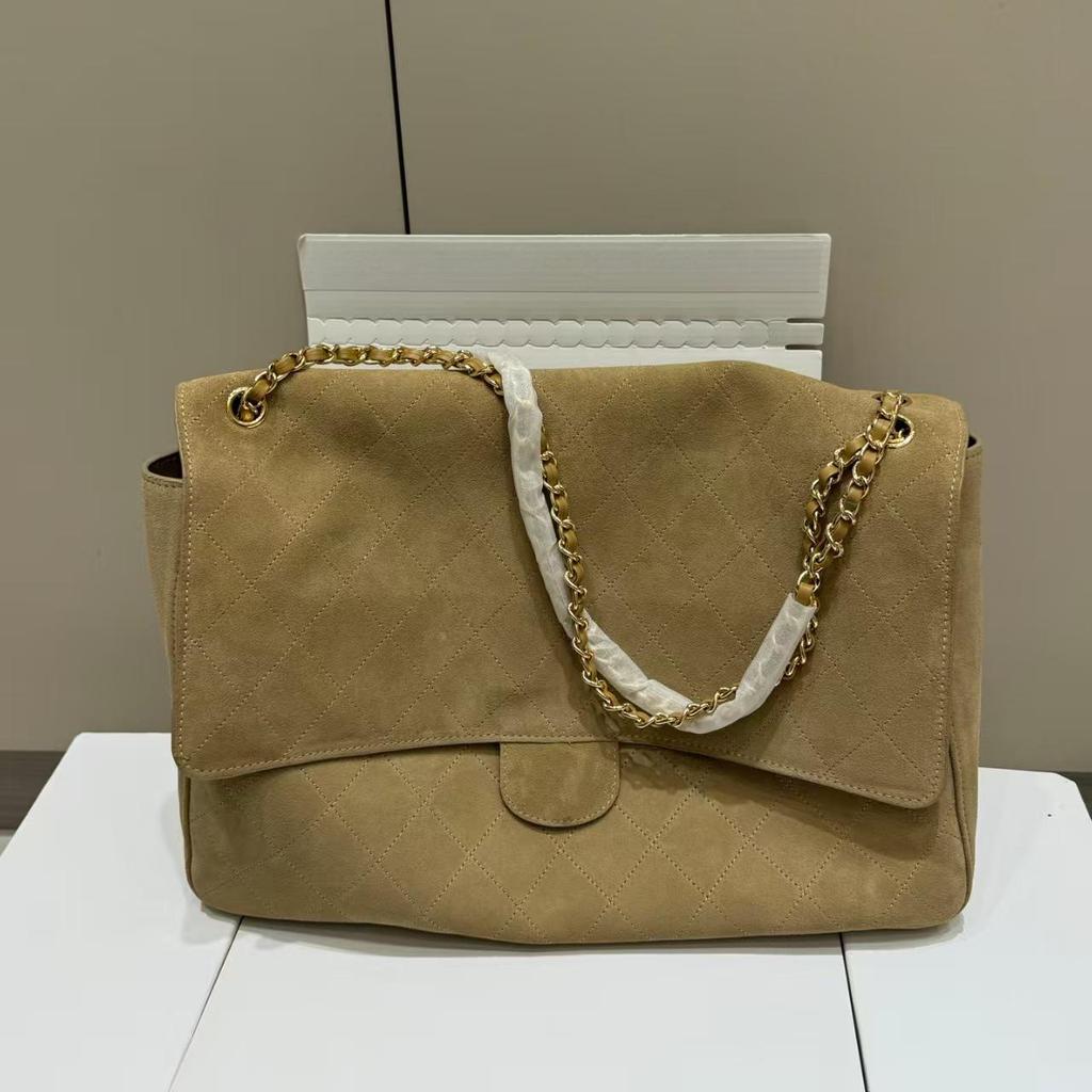 Neue Matte Wildleder Karo Achseltasche - Großes Fassungsvermögen, Modisch, Vielseitig als Crossbody tragbar