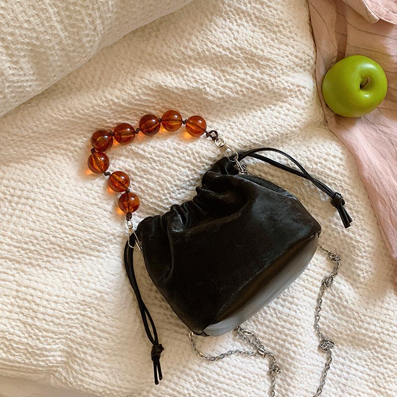 

Повседневная сумка-ведро для женщин, летняя новая мода 2024 года, простая сумка через плечо, модная женская сумка, персонализированная сумка-мессенджер чёрный