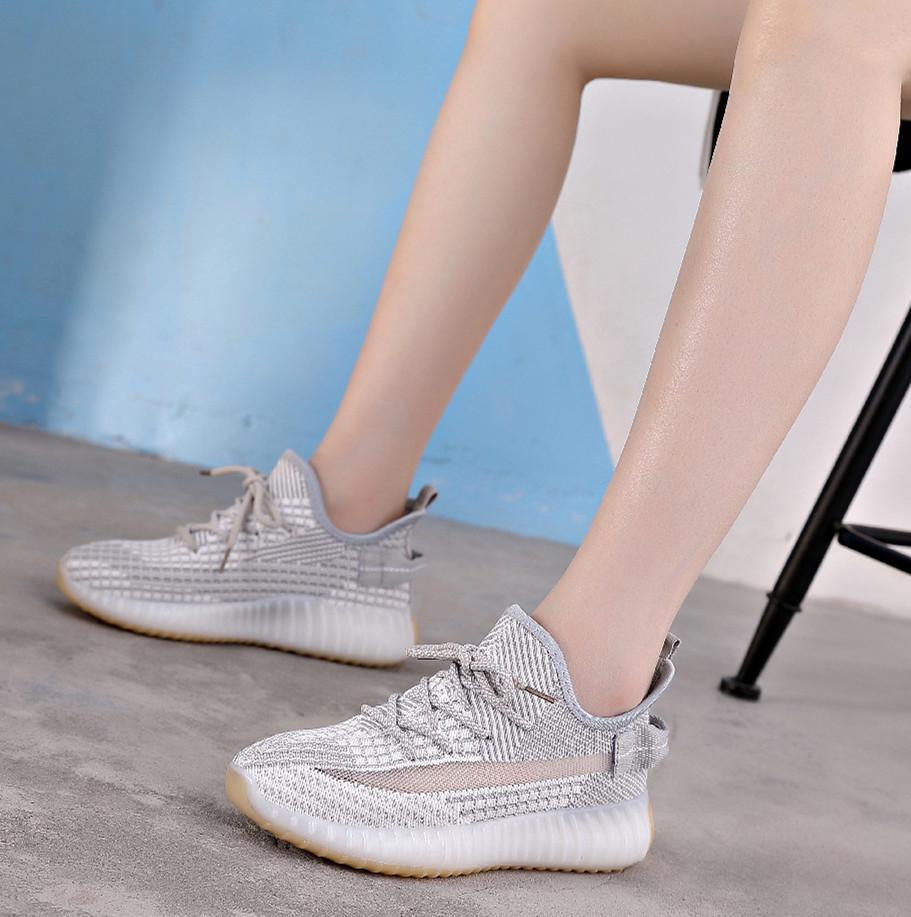 Women's Flyknit Korean-Style Spring 2026 Breathable Fashion Running Shoes