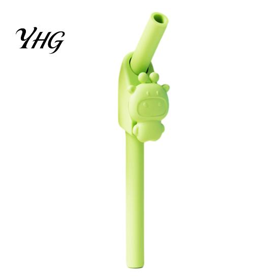 Feeding Essentials for Toddlers Toddler Silicone Straw with Clip, Reusable Drinking Straw, Easy to Spill Proof Bowl Clean Non-Collapsible Tableware