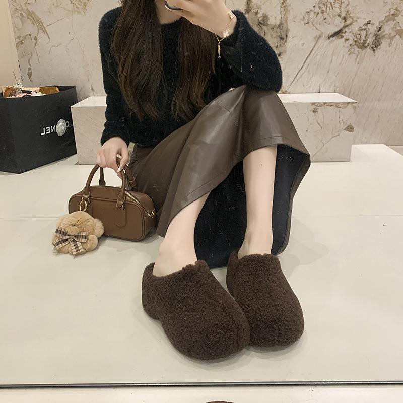 Retro Thick-soled Casual Bag Head with One Foot and Warm Cotton Shoes for Women's Autumn and Winter Niche Plush Casual Fluffy Half Slippers