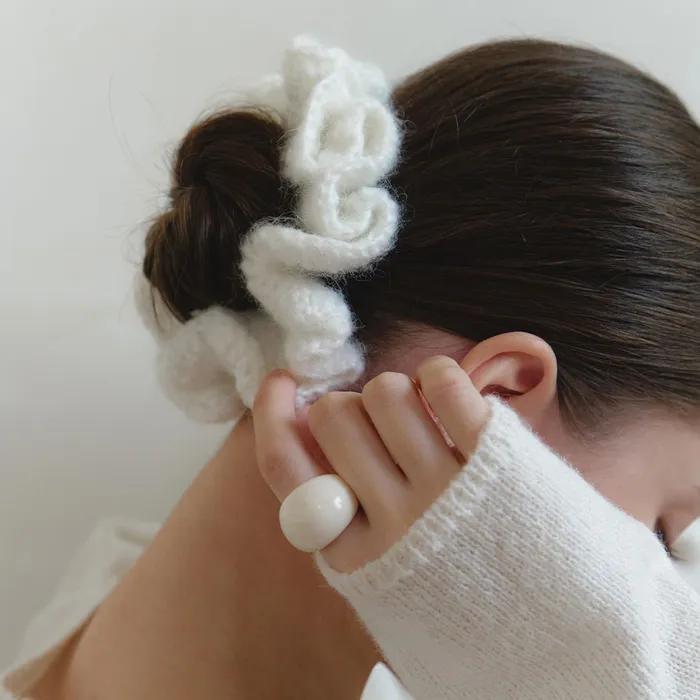 [Handmade] Knitting Scrunchie (Ivory)