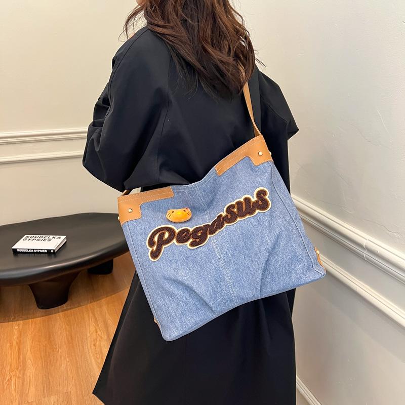 Denim Commuting Versatile Large Capacity Old Retro Shoulder Street Leisure Tote Bag High Value Hair
