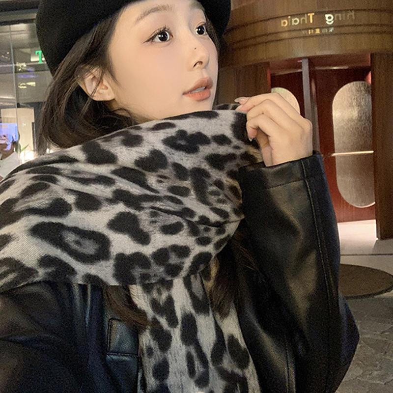Autumn Winter Retro Leopard Print Tassel Scarf Women'S Fashion All-Match Scarf Shawl