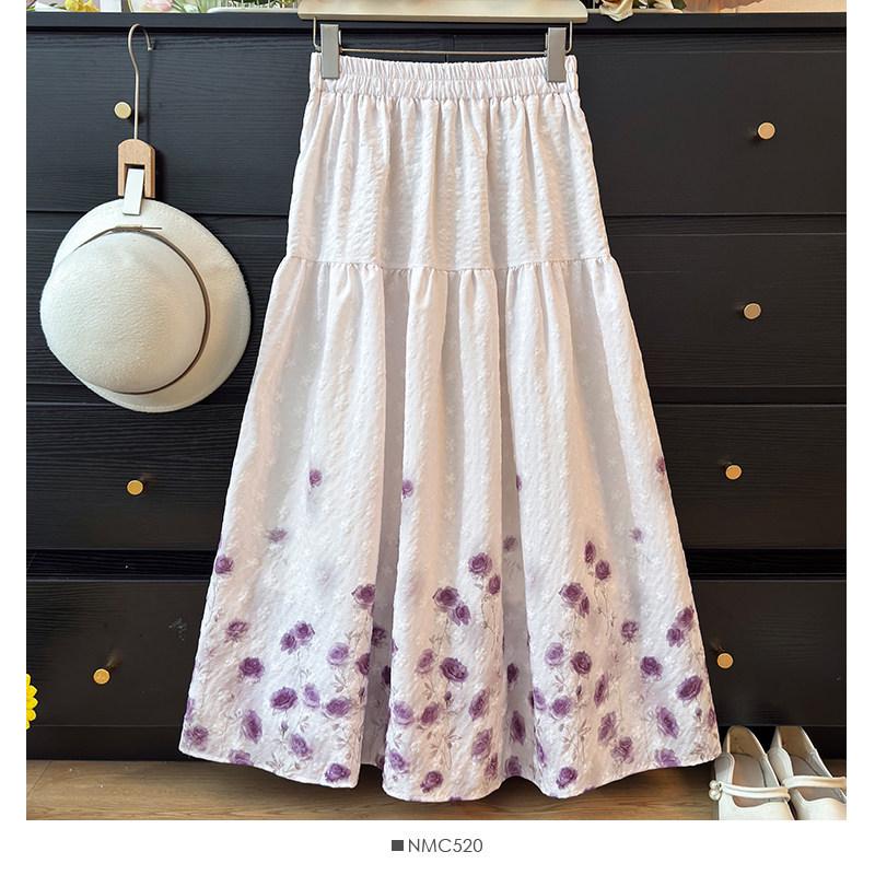 Romantic French Embroidered Floral Pleated A-line Skirt - Spring 2026