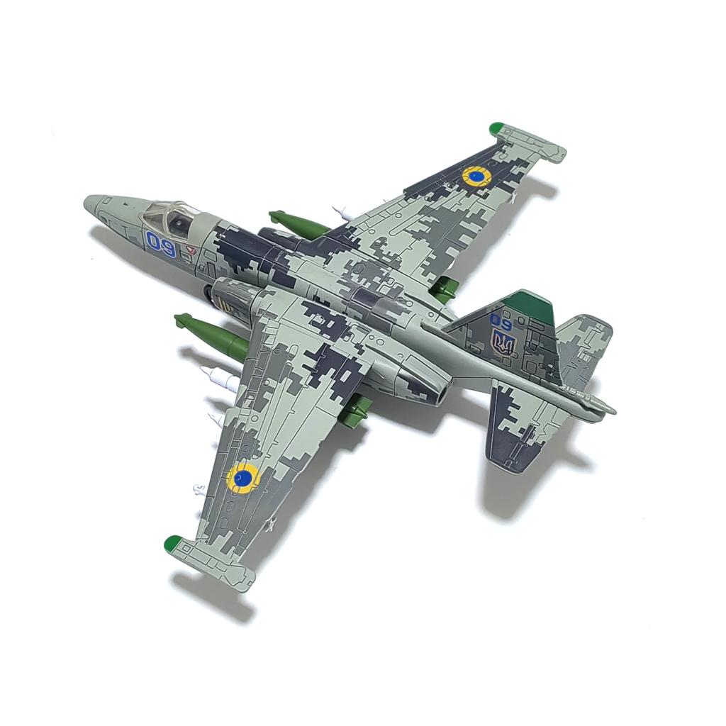 SU-25 Fighter 1/72 Plastic Scale Model Scale Model Home Placement, Collection and Decoration Creative Gift Christmas Present