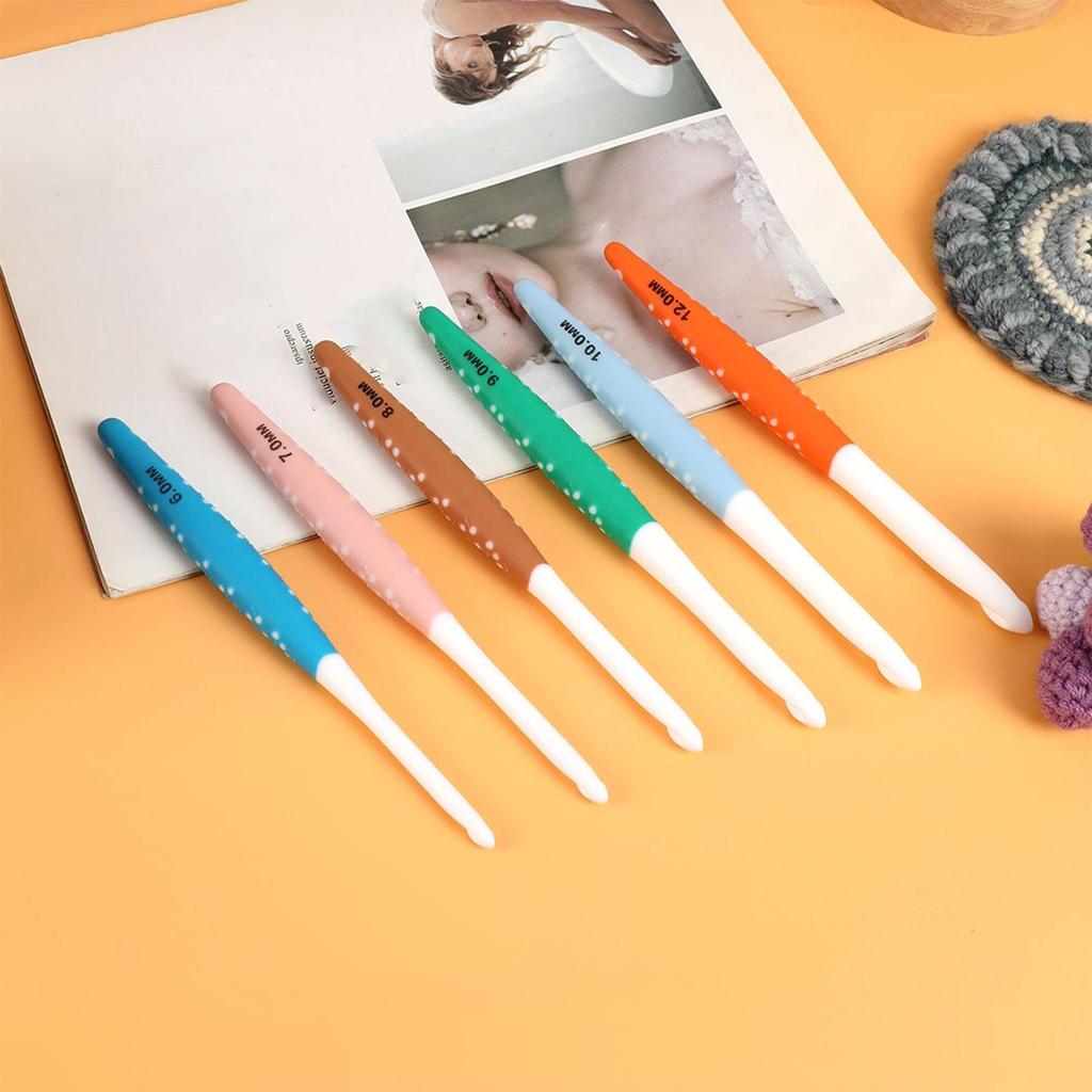 6pcs Crochet Hook Set Silicone Handle Non-Slip Woven Crochet Hooks 6mm-12mm Straight Handle Crochet Hooks For Crochet Blankets