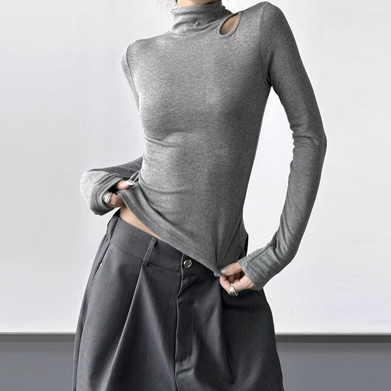

Women s Slim Fit Velvet Turtleneck Long Sleeve T-Shirt, Gray, 2025 Spring/Autumn/Winter Collection. Large