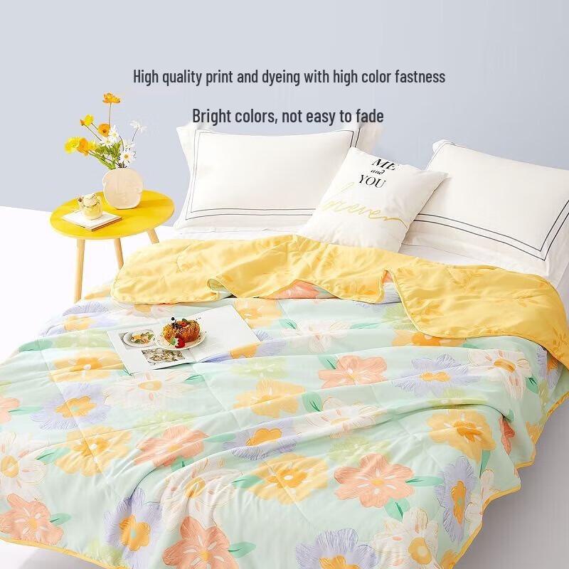 

Mercury Home Textiles Spring Serene & Fun Antibacterial Quilt