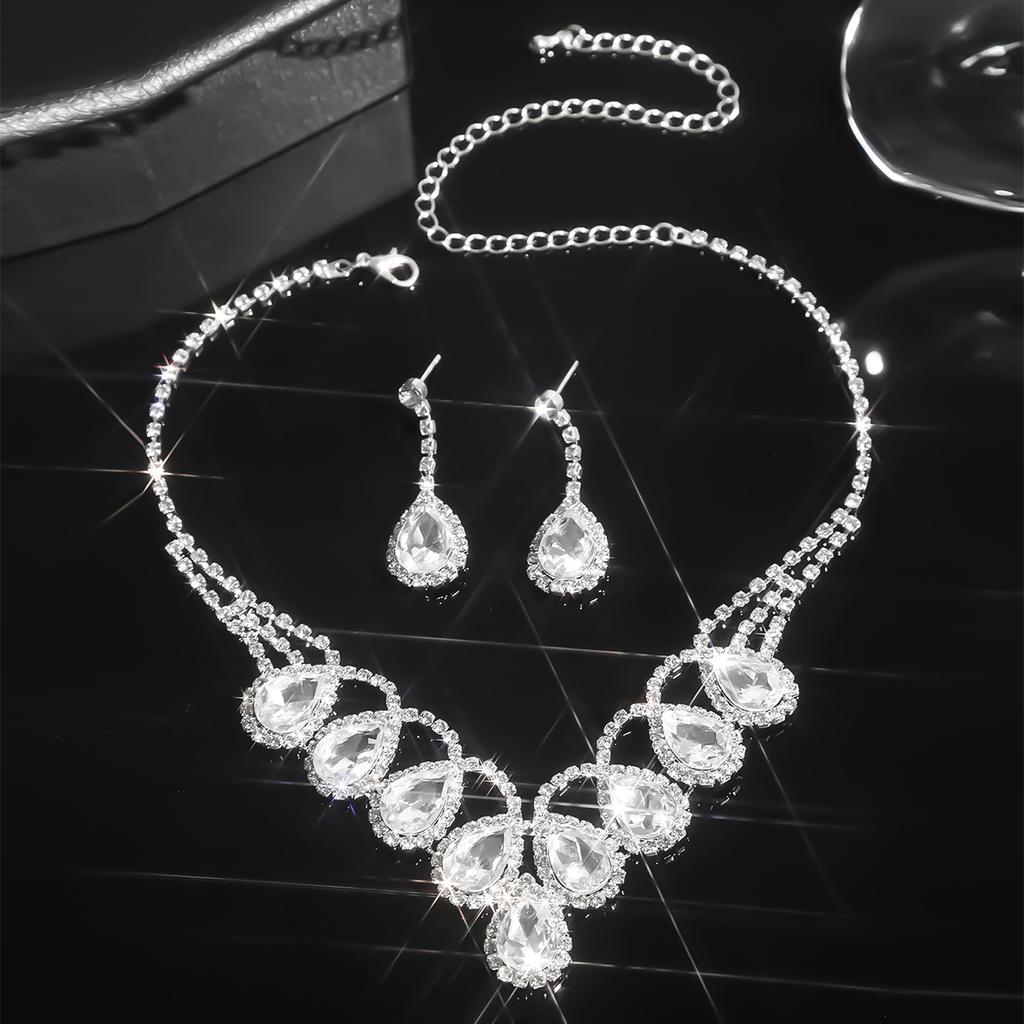 European and American Luxury Shiny Rhinestone Necklace Earrings Set, Fashionable Zircon Necklace Earrings Two-piece Set, Bridal Jewelry.