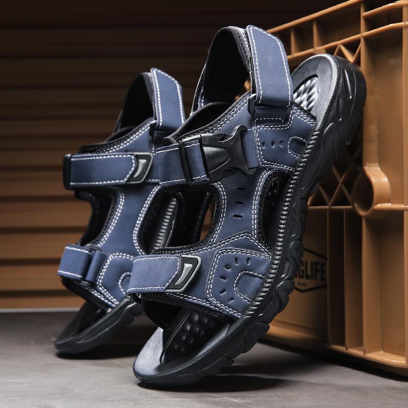 Spring and Summer Non-Slip Men's Sandals with Buckle Strap for Hiking Trekkingand Beach Activities