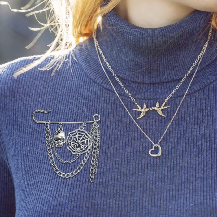 Edgy Chain Pin Adornement Unique Badge Pin Stylish Brooches Accessory for Women