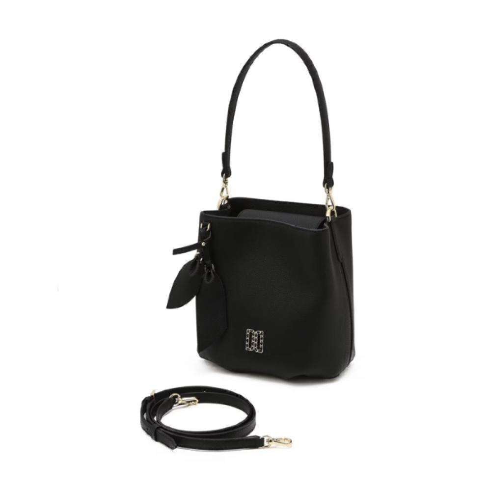 Daks Black Dd Logo Leather Shoulder Bag Dcba6e332bk