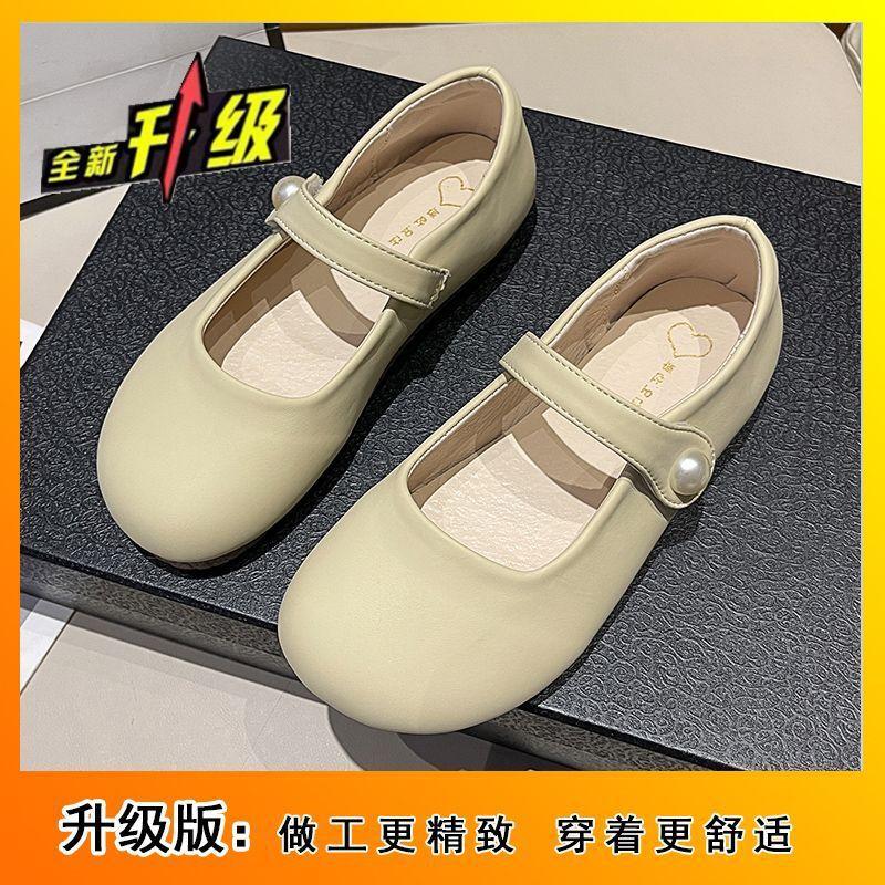 Lightweight Mary Jane sandals, white super fire with skirts, flat-bottomed toe slippers, women's outerwear, 2025 new style