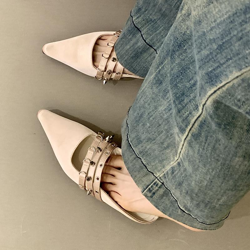 2026 Summer New Brand Women Slipper Fashion Rivet Pointed Toe Slip On Mules Shoes Soft Flat Heel Elegant Outdoor Dress