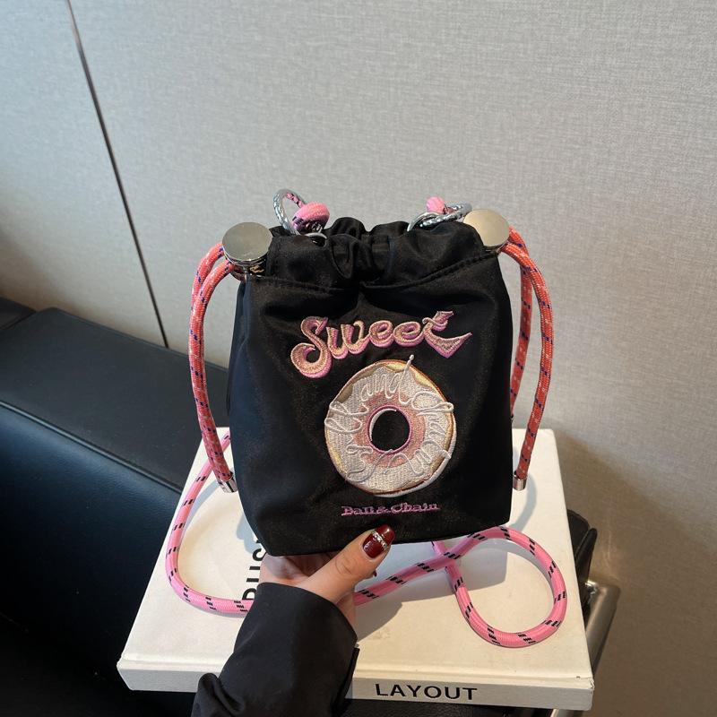 Fashion Embroidery Drawstring Bucket Bag Cute Sweet Girl Mobile Phone Small Satchel Shoulder Bag