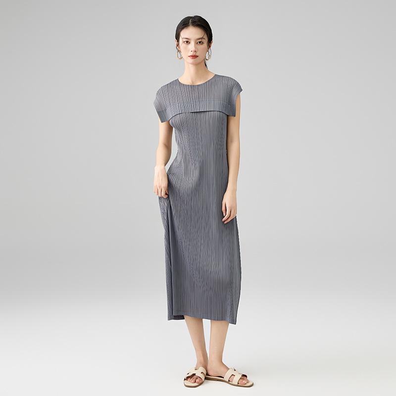 LYRIA Pleated Splicing Dress New Temperament Round Neck Sleeveless Comfortable Casual Peplum Long Skirt