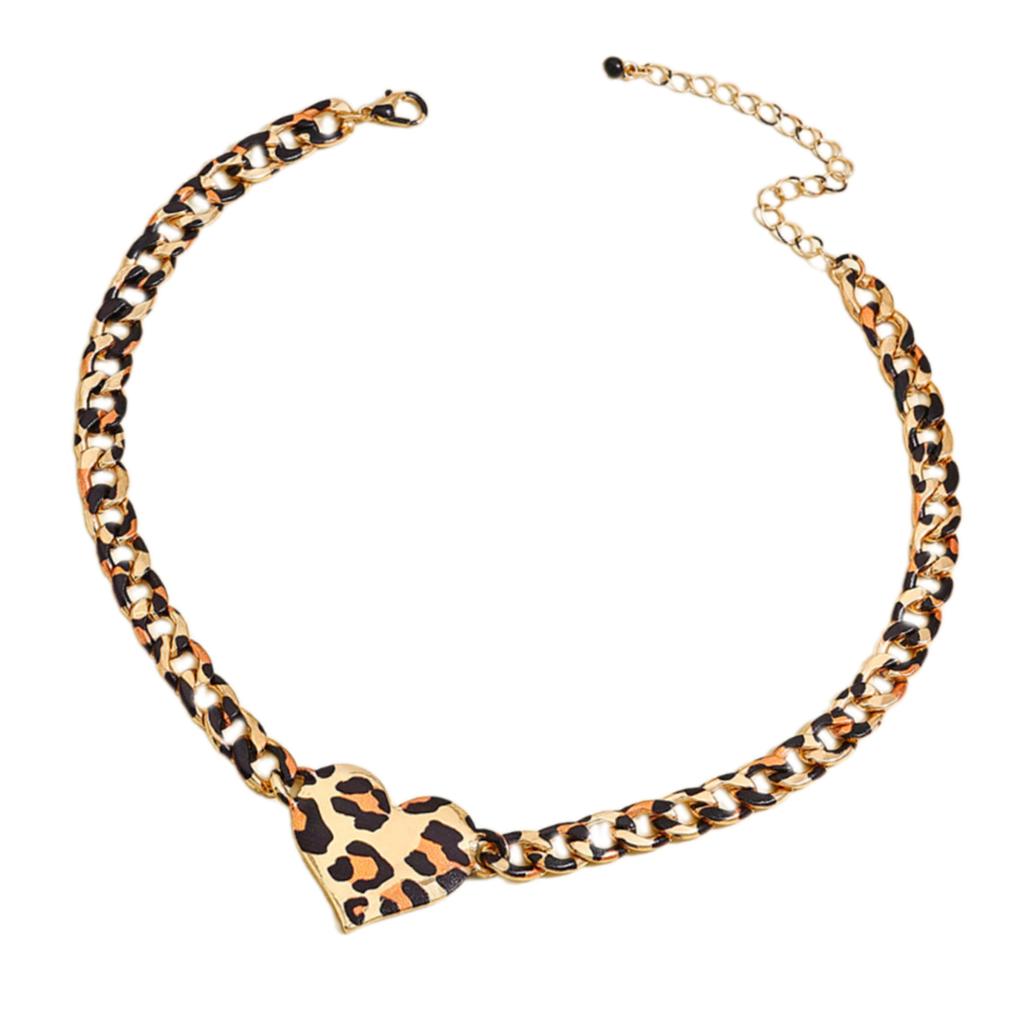 Leopard Heart Pendant Necklace Trendy Women Accessory Alloy Texture Chain Jewelry for Casual and Special Occasion