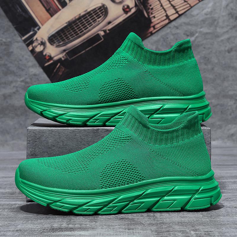 2025 new men's shoes spring and summer fly-woven socks breathable and lightweight one-pedal mesh shoes men's casual shoes