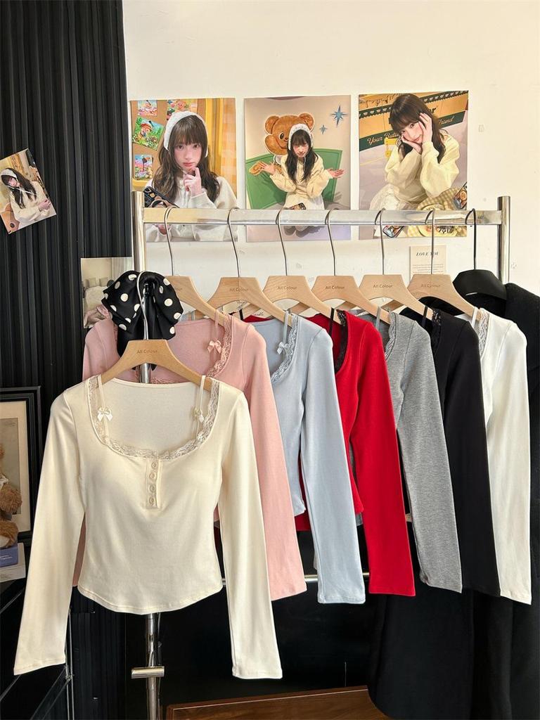 Women's Red Lace Patchwork Long Sleeve Slim-Fit T-shirt - Autumn/Winter Trendy Base Layer Top