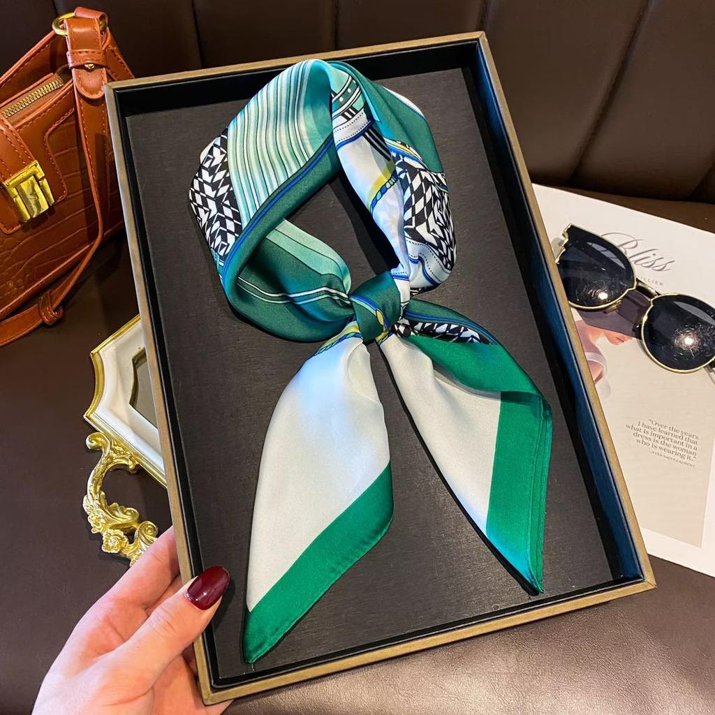New small square scarf silk scarf women's summer versatile scarf headband silk scarf scarf temperament advanced neck protection spring and autumn thin