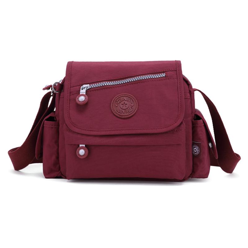 Lightweight Water-Resistant Korean Fashion Women's Crossbody Bag for Commuting and Outings