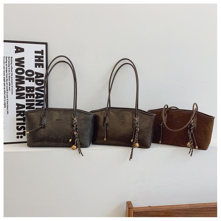 Large Capacity Retro Tote Bag - Women's 2025 Spring/Autumn Fashion Commuter Handbag