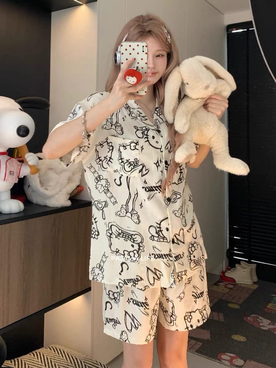 

Summer new sketch Hello Kitty full print pajamas summer short sleeves shorts cardigan two-piece girl loungewear S