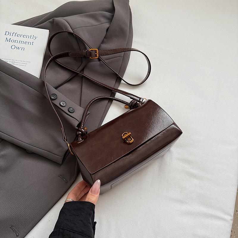 Hochwertige Nischentasche Damen Retro Herbst neu einfache Umhängetasche tragbare kleine quadratische Tasche