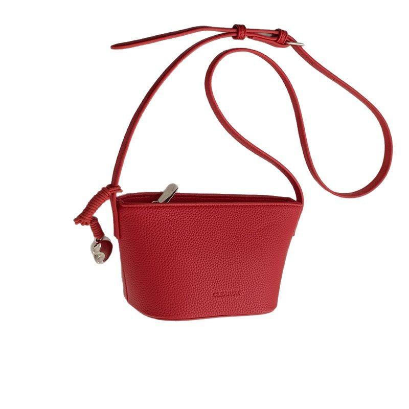 Niche Fashion Lychee Pattern Bucket Bag Women's 2025 New Simple Shoulder Messenger Bag Casual Mobile Phone Bag