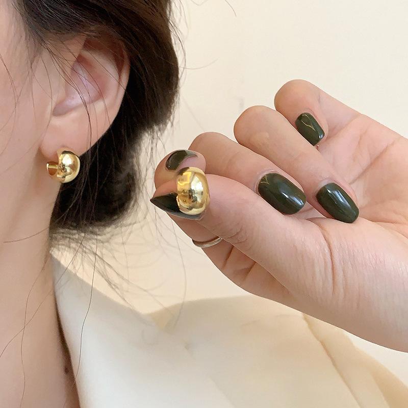 New Trendy Classic Gold Color Drop Metal Stud Earrings For Woman Korean Temperament Goth Party Jewelry Girls Unusual Accessory