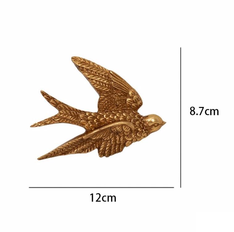 European Vintage Artistic Luxury Relief Photo Frame Resin Adornments Home Room Wall Murals Picture Frame Decoration Accessories