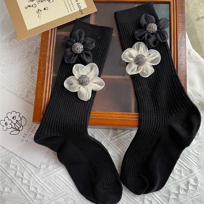 

Носки для детей, модные осенние и зимние носки средней длины, черные носки с мелким цветком, хлопковые, модные, однотонные, универсальные, длинные зимние носки 34-39 черный белый