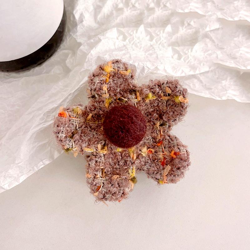 Flower Hair Clip Hair Accessories Woolen Hair Clip Ponytail Cartoon Hair Clip Sweet Felt Gripper Updo
