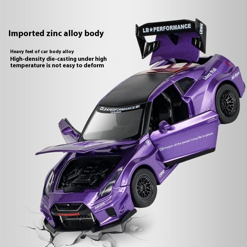 1/32 Scale Skyline Nissan GTR CSR2 Alloy Sports Car Model Die-cast Metal Toy Racing Model Simulation Sound and Light Children's Gift