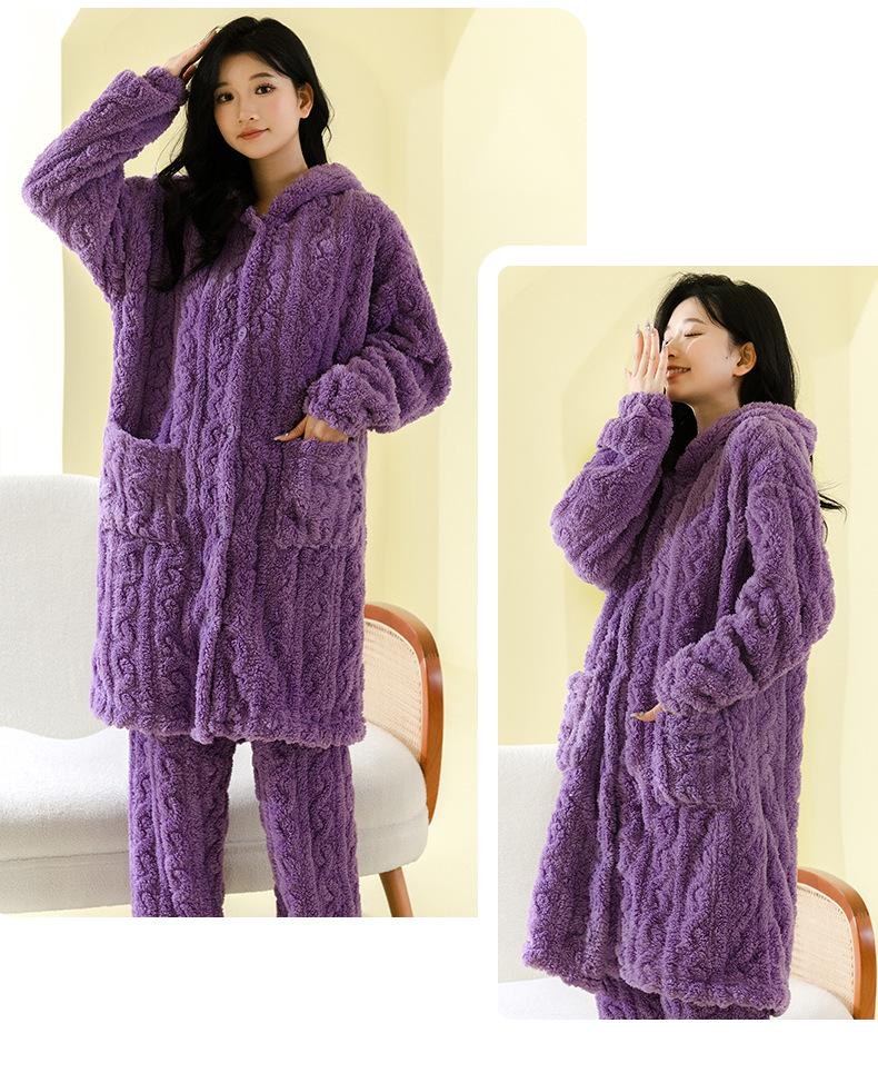 Dámský žakárový pyžamový set a dlouhý župan na zimu 2024 - Všestranné sametové oblečení na doma/ven