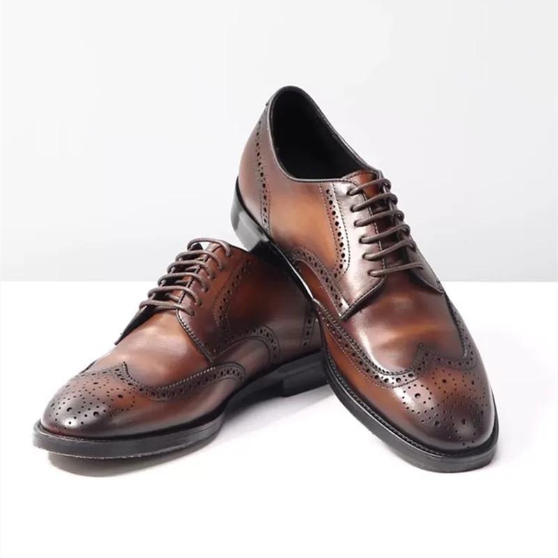 Fashion Vintage Genuine Leather Men Carved Brogues Shoes Handmade Dress Shoes Business Mens Oxford Shoes Leather Footwear