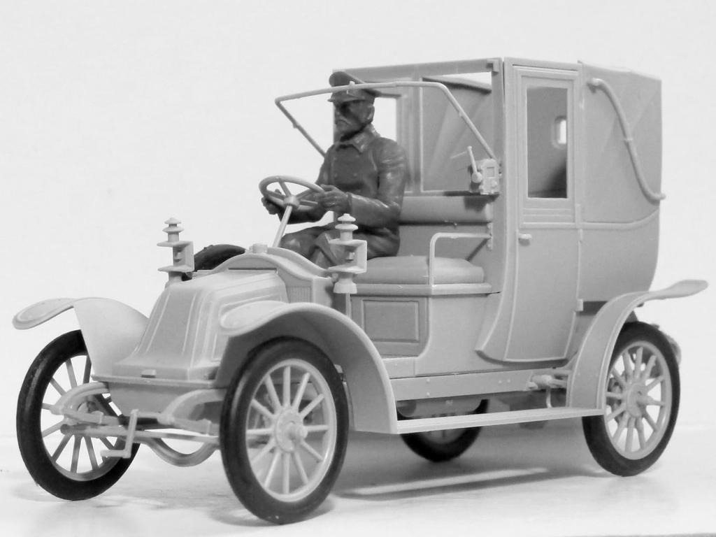 ICM French Army Renault Taxi with French 1914 Battle of the Plastic Model Kit 35660 1/35 Infantry, Marne,