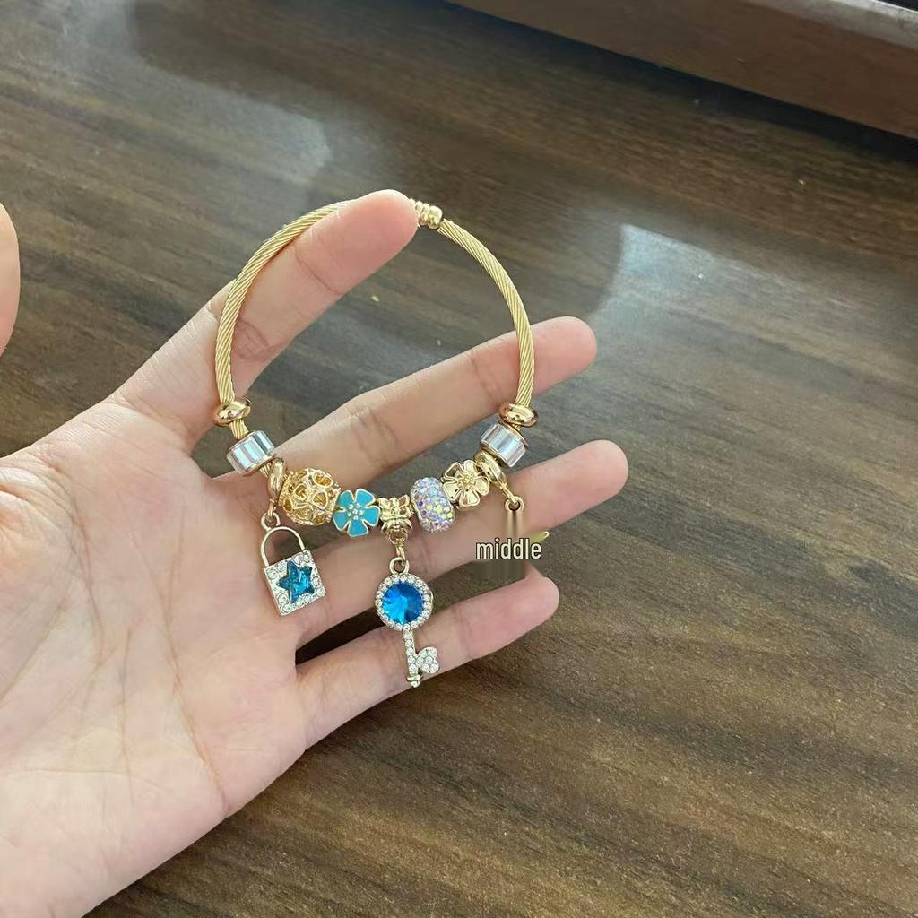 Vintage Diamond-Studded Luxury Bracelet: Versatile Design for Couples & Best Friends